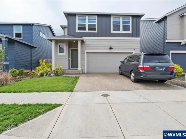 463 Lost Lake St NE, Salem, OR 97301