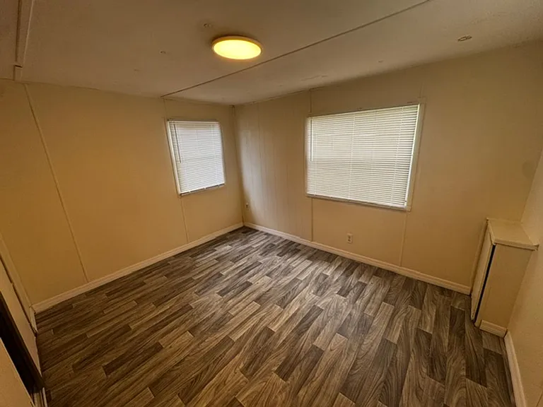 7130 Commons Blvd — Photo 6
