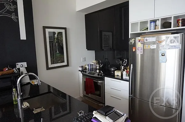 Rented by EXR | media 30