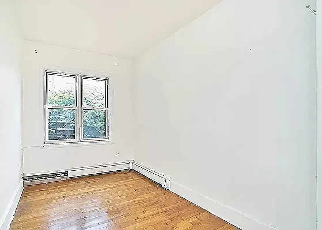 539 Greene Avenue — Photo 3