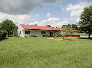 14581 Ashe Ln, Marion, IL 62959