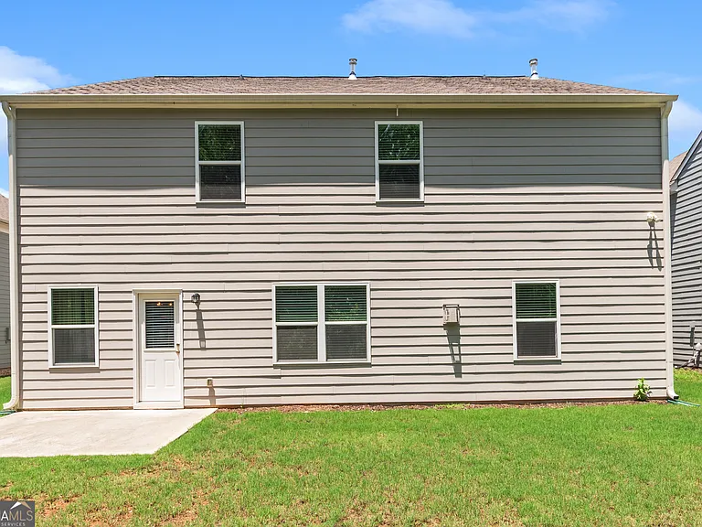 5467 Fountain Head Ln — Photo 32