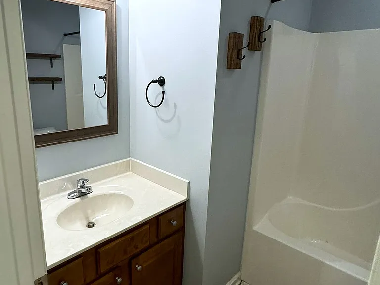 2nd bathroom