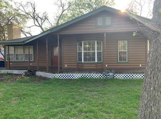 2103 North Dr, Taylor, TX 76574