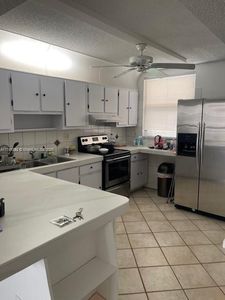 8429 Forest Hills Dr APT 206, Pompano Beach, FL, 33065