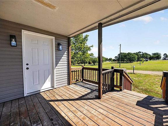 5th image of 8497 Mockingbird Ln