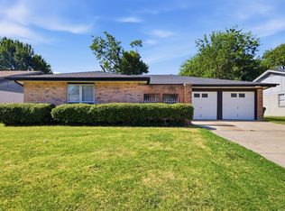 512 Sussex Dr, Arlington, TX 76014