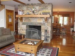 2nd image of 795 Lamont Dr