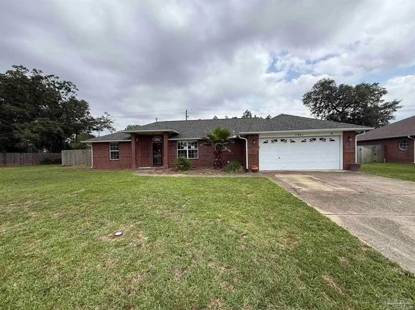 7901 Amethyst Dr, Pensacola, FL 32506