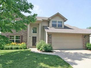 10462 Cedar Dr, Fishers, IN 46037
