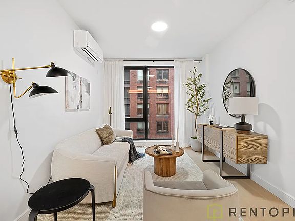 4th image of 555 W 45th St #7M