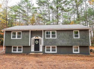 62 Deerfield Rd, Raymond, NH 03077