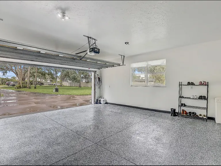 12317 Upper Manatee River Rd — Photo 2