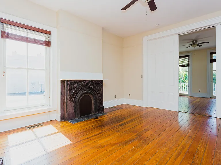 20 W Marshall St #2 — Photo 2