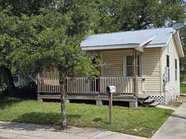 545 Washington St, New Smyrna Beach, FL 32168