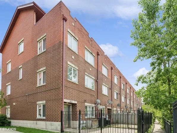 1815 S Melody Ct, Chicago, IL 60616