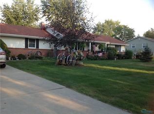 28448 Oak St, Millbury, OH 43447