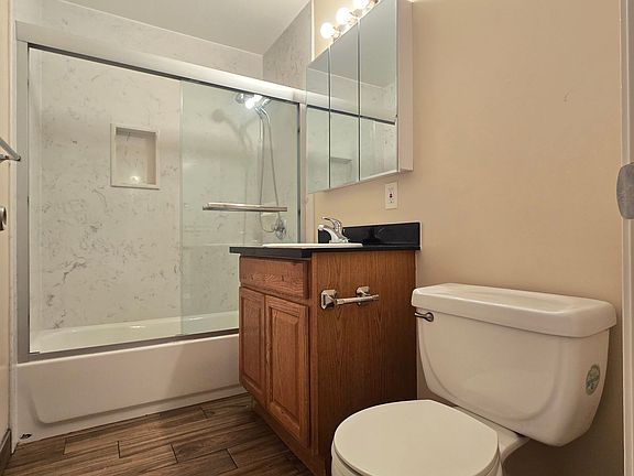 5th image of 55 Lester Ave #9