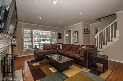 5th image of 1376 Henning Dr