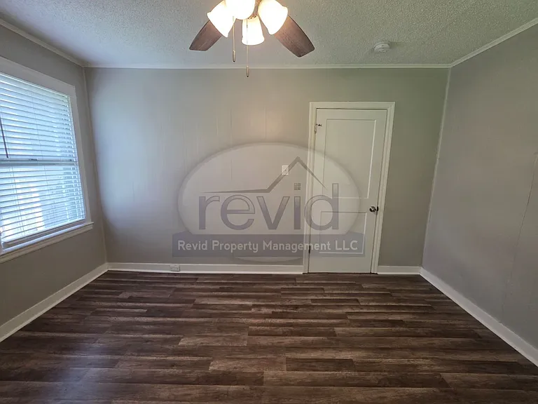 3523 Barwood Cir. — Photo 21