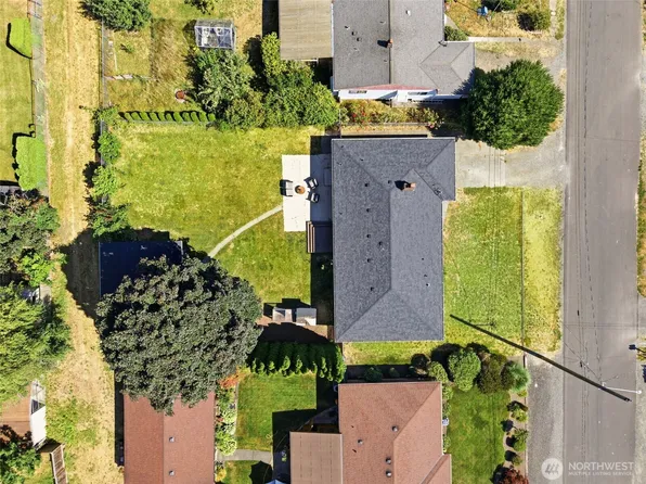 8434 E E Street, Tacoma, WA 98445