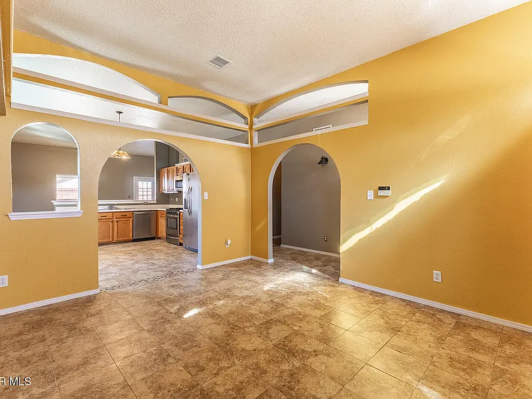 14269 Desert Fire Ct — Photo 7