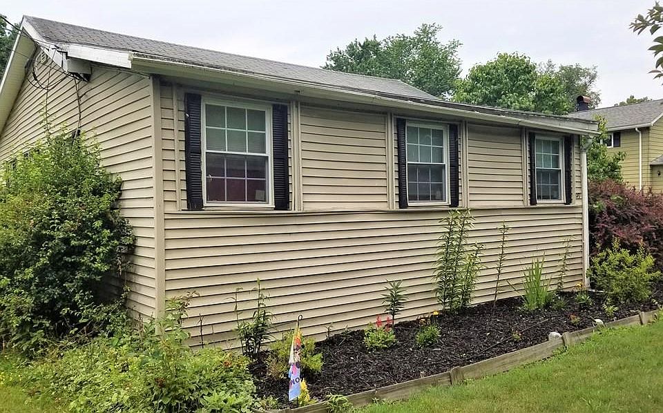 1st image of 149 N Lhommedieu St