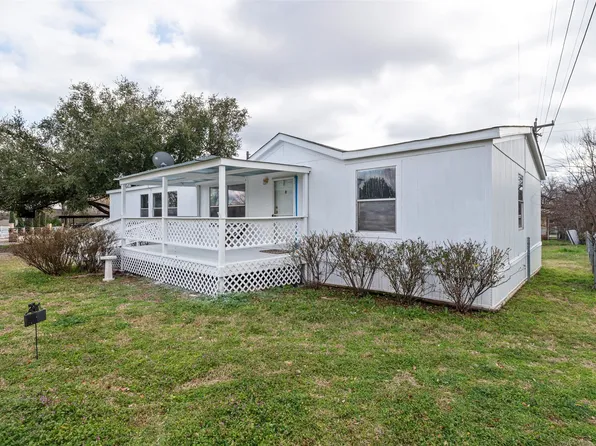 3716 Montgomery Dr, Granbury, TX 76049