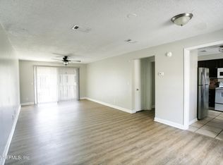 1713 El Camino Rd APT 8, Jacksonville, FL 32216