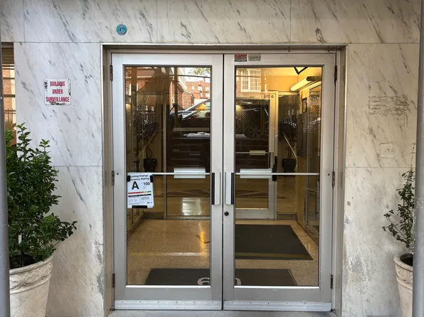 610 Waring Avenue image 1 of 8