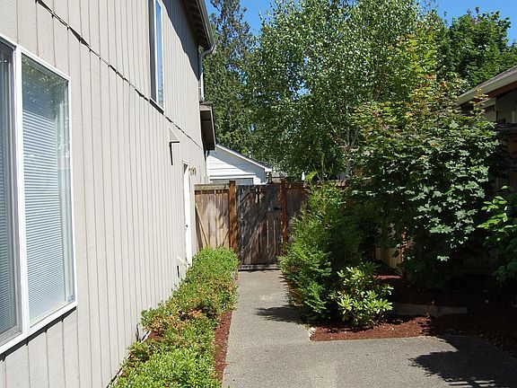 Landscaped rear