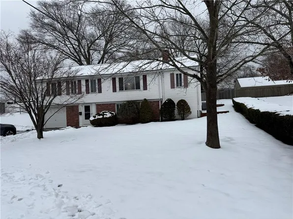 165 Hilton Rd, Warwick, RI 02889