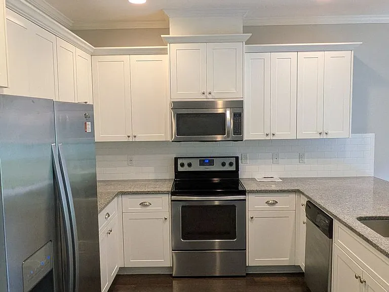 2645 Waites Dr — Photo 8