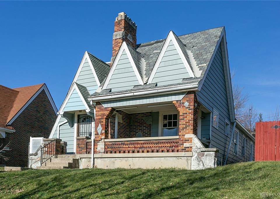 1st image of 105 Basswood Ave