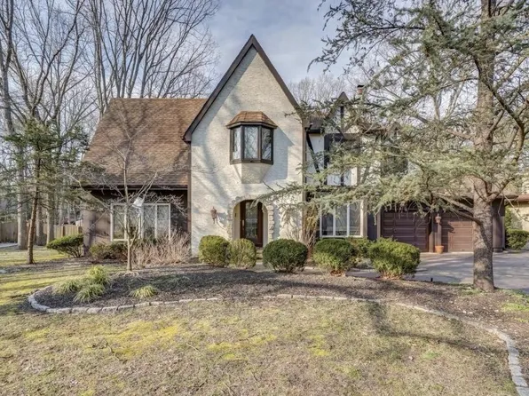 206 Whitehall Ct, Voorhees, NJ 08043