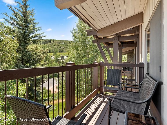 5th image of 35 Upper Woodbridge Rd #32EF