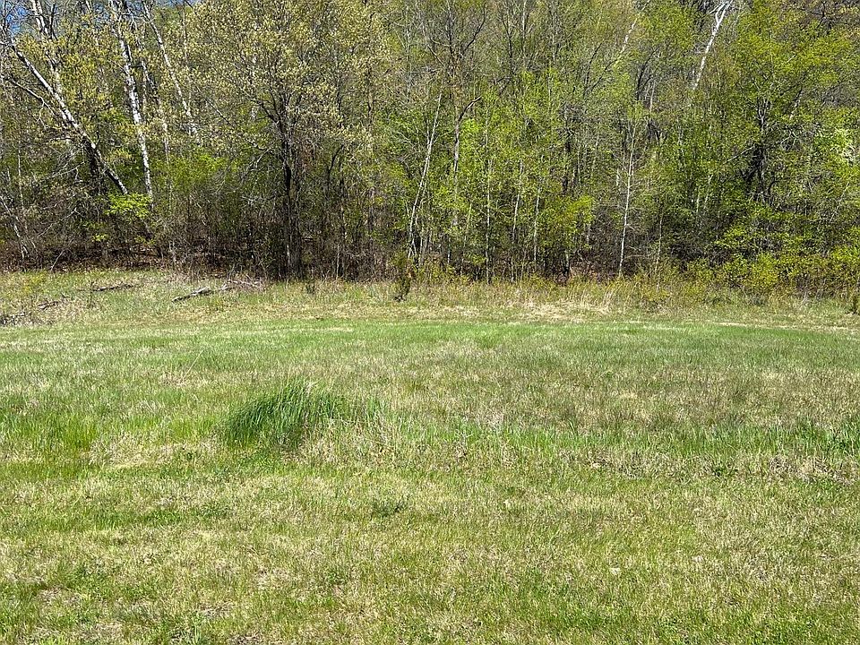 1st image of 2704 Oakhurst Dr