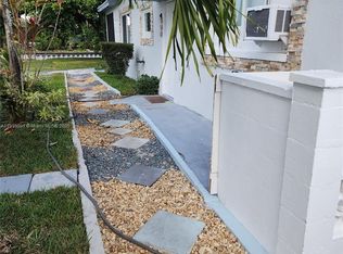 4795 NW 42nd St #C, Fort Lauderdale, FL 33319