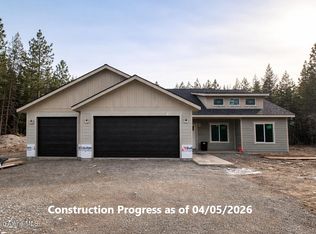 7304 E Autry Ln, Athol, ID 83801