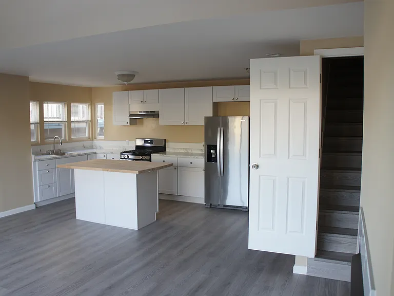 440 Canal St #1 — Photo 1