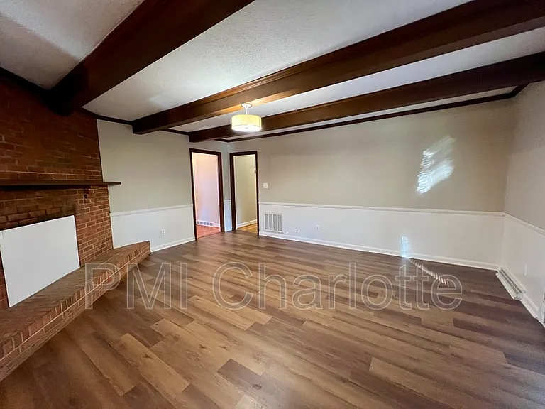 528 N Carolina Ave — Photo 13