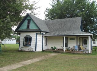 204 E 2nd St, Oilton, OK 74052