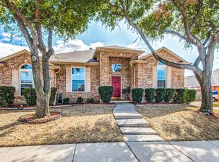 3905 Harbor Dr, The Colony, TX 75056