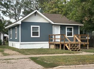131 5th St NE, Huron, SD 57350
