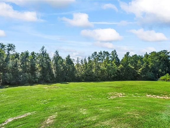3rd image of 20216 Rolling Hills Ln