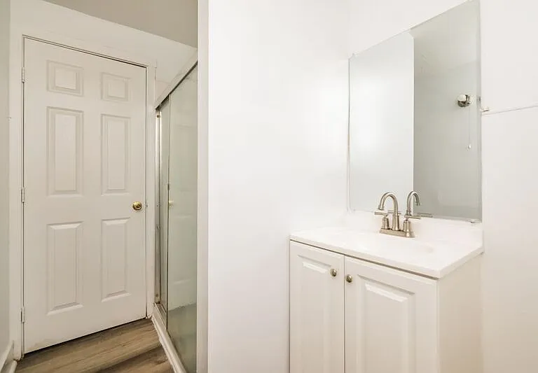 124 S Chillicothe St #4 — Photo 10