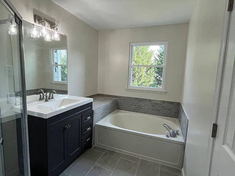 7724 Chatfield Ln — Photo 28