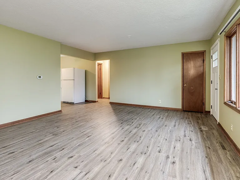 11835 NE Couch St — Photo 5