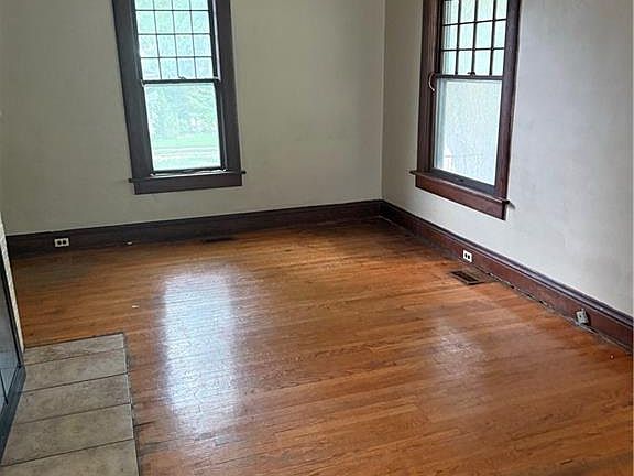 3rd image of 505 N 24th St