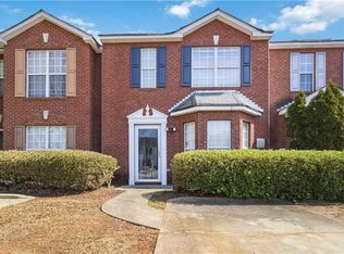 5559 Strathmoor Manor Cir, Lithonia, GA 30058